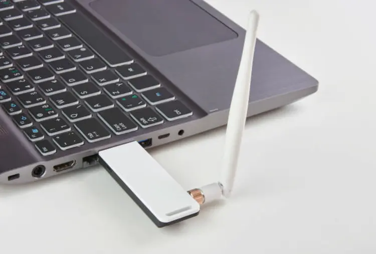 Apakah Adaptor WiFi Bisa Membuat Koneksi Lebih Cepat? Ini Penjelasannya