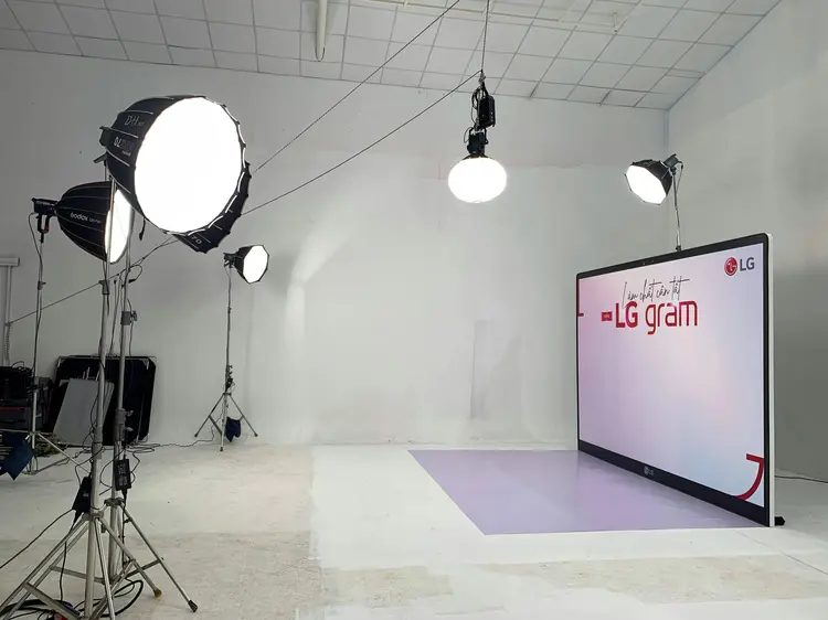 Wawancara & Live Stream Profesional? Cuma Softbox Lantern Solusinya!