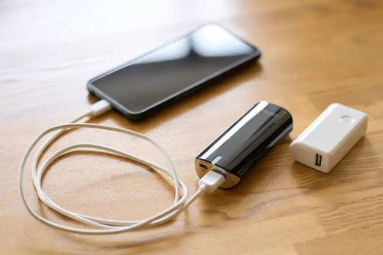 Bisa Masuk Kantong! Power Bank Mini Cocok Buat yang Anti Ribet