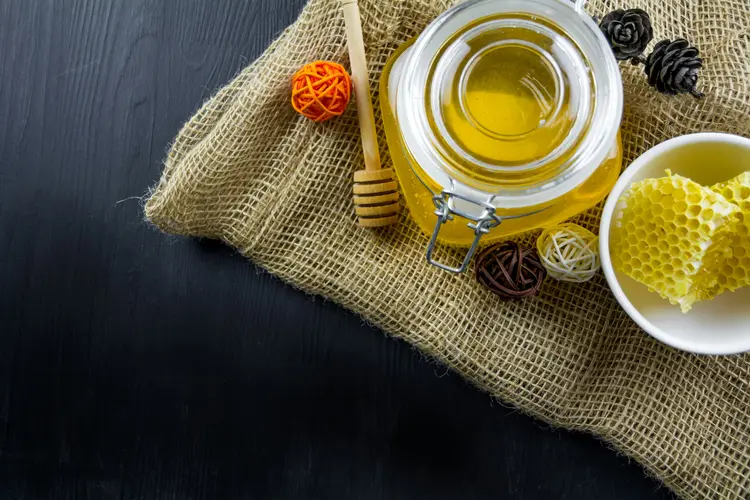 Lebih dari Madu! Manfaat Propolis untuk Kulit Cantik Alami