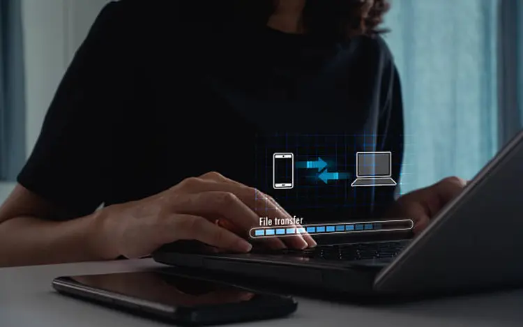 5 Transfer File Cepat dari HP ke Laptop? Ini Triknya!
