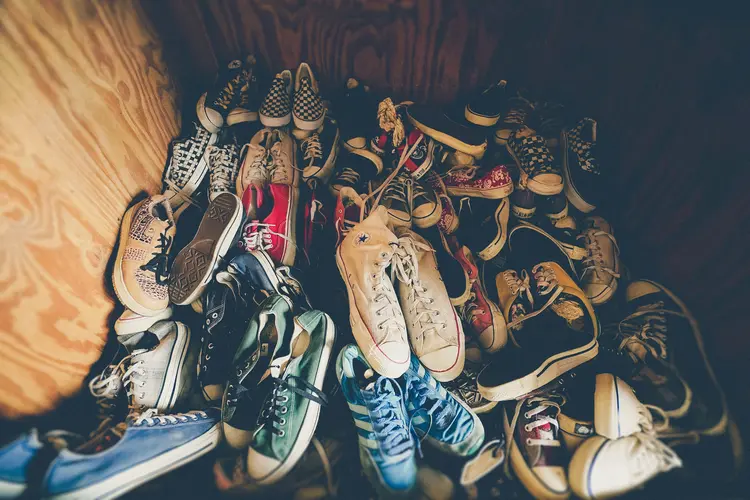 Jangan Tunggu Kotor Parah! Kapan Sebenarnya Kamu Boleh Mencuci Sepatu Agar Awet?