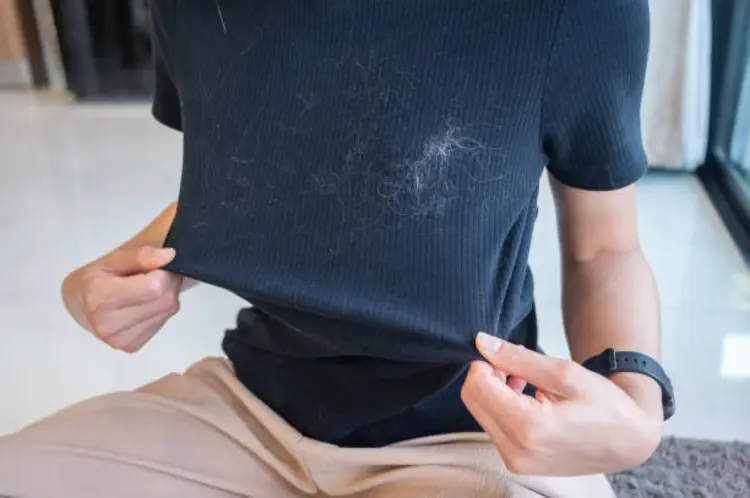 6 Tips Merawat Pakaian agar Tetap Halus dan Bebas Bulu