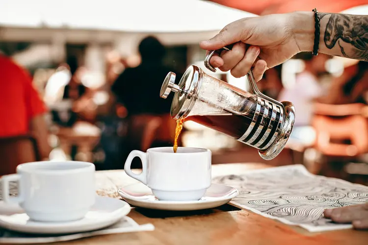 Nggak Cuma Kopi! Ini Cara French Press Bikin Minuman Kamu Lebih Praktis