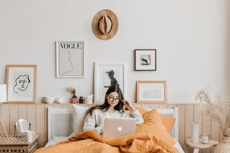 Inilah Cara Menggunakan Room & Linen Spray yang Efektif Agar Wangi Tahan Lama dan Maksimal!