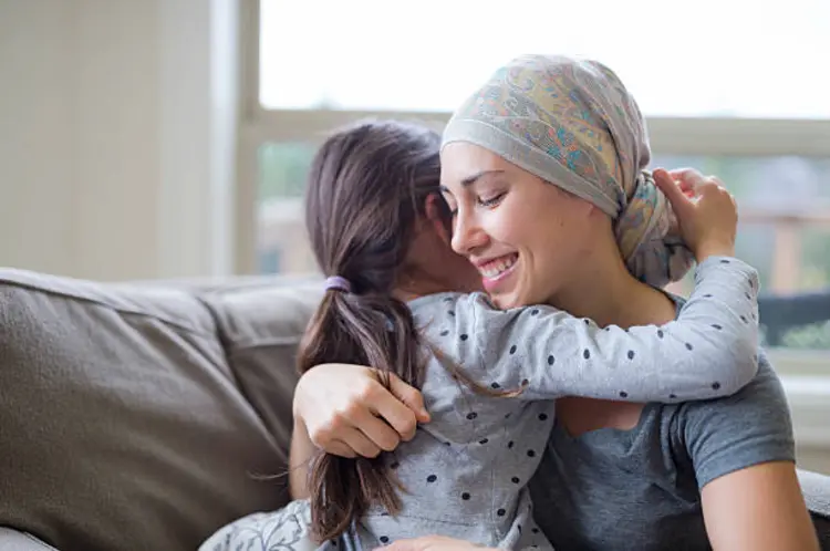 Cara Membangun Bonding Kuat antara Ibu dan Anak Sejak Dini