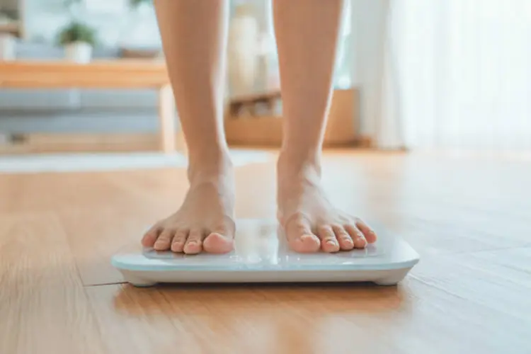 Supaya Akurat, Hindari Kesalahan Ini Saat Menimbang Badan