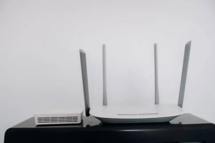 Di Mana Sebaiknya Router WiFi Ditempatkan? Ini Tips Menentukannya