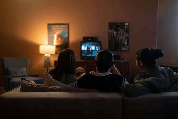 Tingkatkan Sensasi Nonton Film, Rasakan Kualitas Audio Home Theater Terbaik
