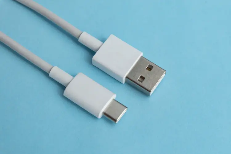 Kabel Data USB to Type C dengan Fitur Fast Charging, Benarkah Lebih Cepat?