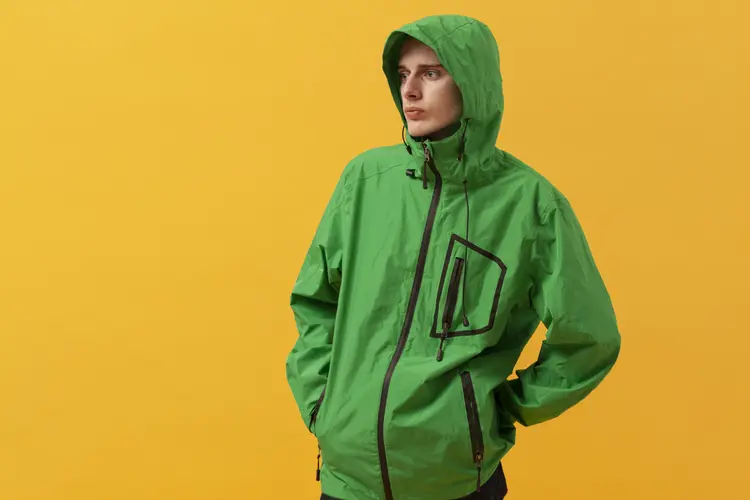 4 Keunggulan Jaket Windbreaker Beserta Rekomendasinya