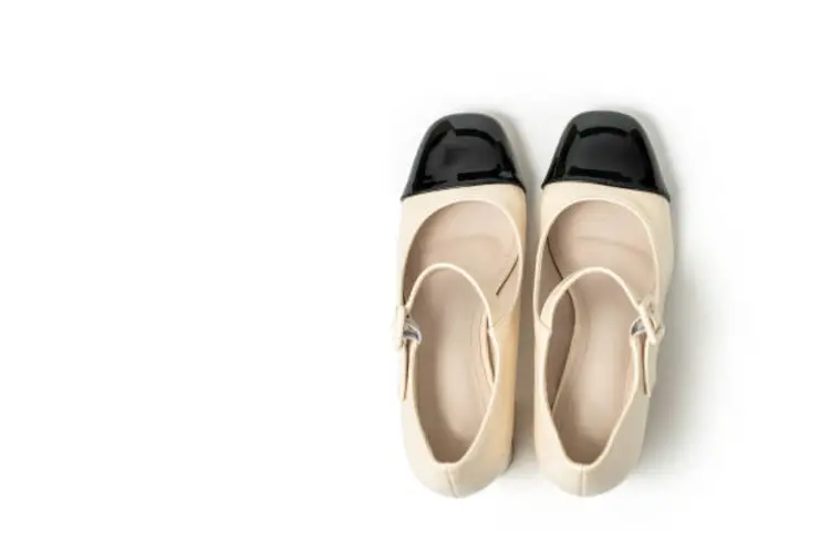 Kenalin Mary Jane Shoes, Heels Wanita untuk Tampil Anggun