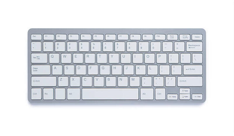 keyboard komputer dengan jalur kliping - keyboard potret stok, foto, &amp; gambar bebas royalti