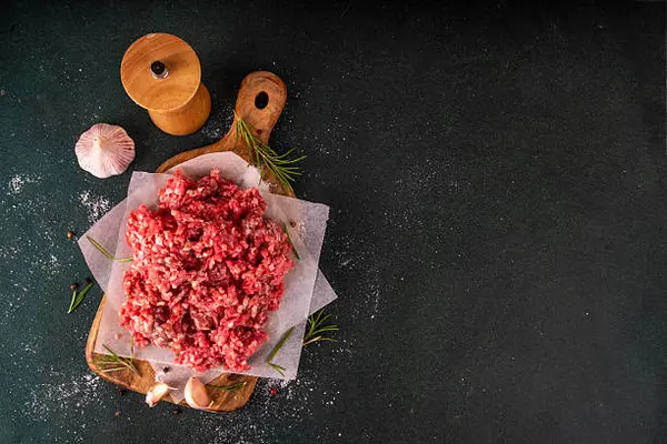 Mau Membuat Daging Cincang Homemade? Nggak Susah Kok, Begini Caranya!