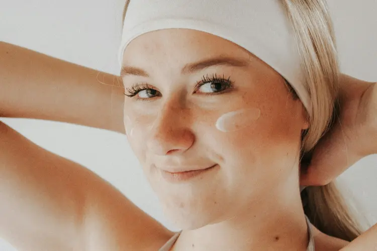 Mau Kulit Sehat Tanpa Drama? Intip Urutan Skincare Simpel nan Efektif!