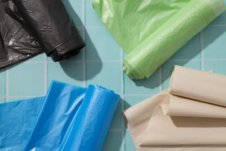 Anti Ribet, Ini 4 Alasan Mengapa Kamu Harus Pakai Plastik Sampah Roll!