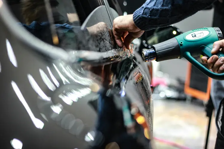 Jangan Sampai Salah! Tips Penting Menggunakan Heat Gun yang Aman dan Efektif