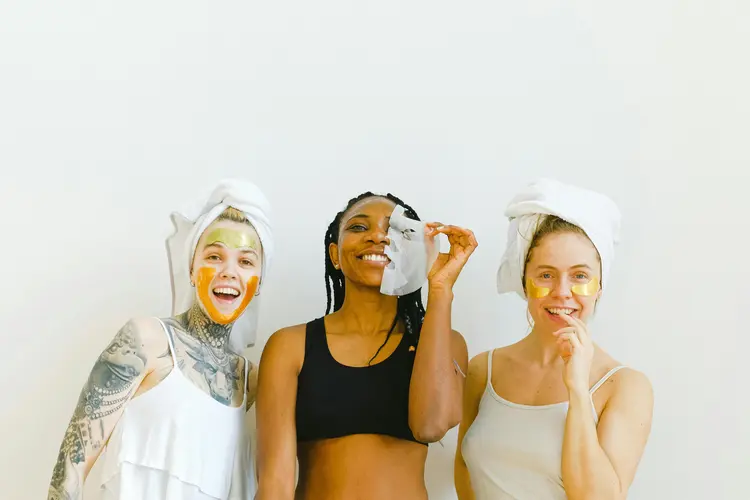 Rahasia Mata Cerah Bebas Lelah dengan Masker Mata