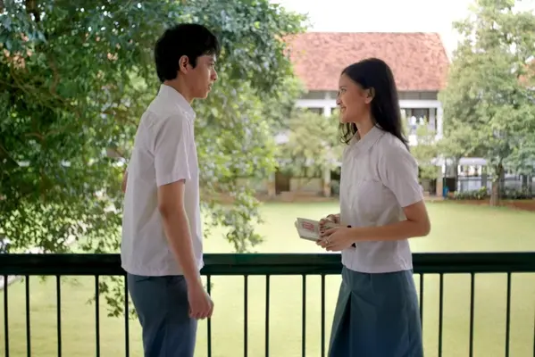 Dari Rangga & Cinta Hingga Sepatu Compass, Simbol Gaya Gen Z Masa Kini
