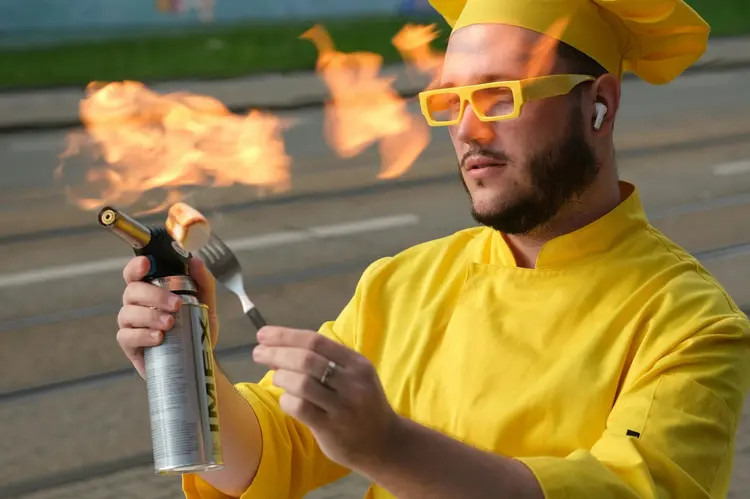 Rahasia Blow Torch untuk Sentuhan Akhir Profesional di Dunia Kuliner