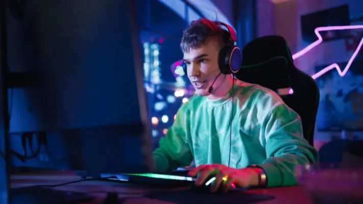 Mau Jadi Gamer Profesional? Pastikan Kamu Punya 5 Item Penting Ini Sebelum Mulai Bertanding!