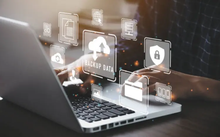 7 Tips Backup Data Penting Biar Tidak Nggak Kalau Laptop Error