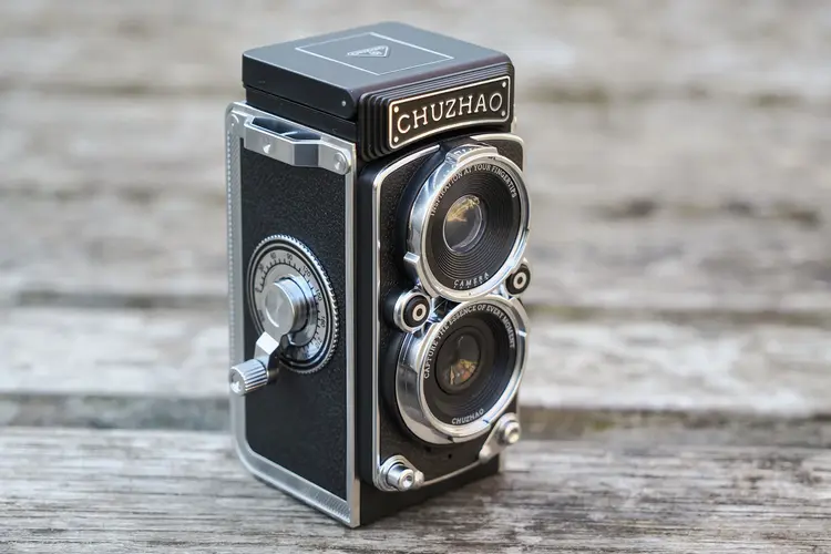 Lebih dari Sekedar Mainan? Menguji Chuzhao Twin-Lens Reflex Digital Camera