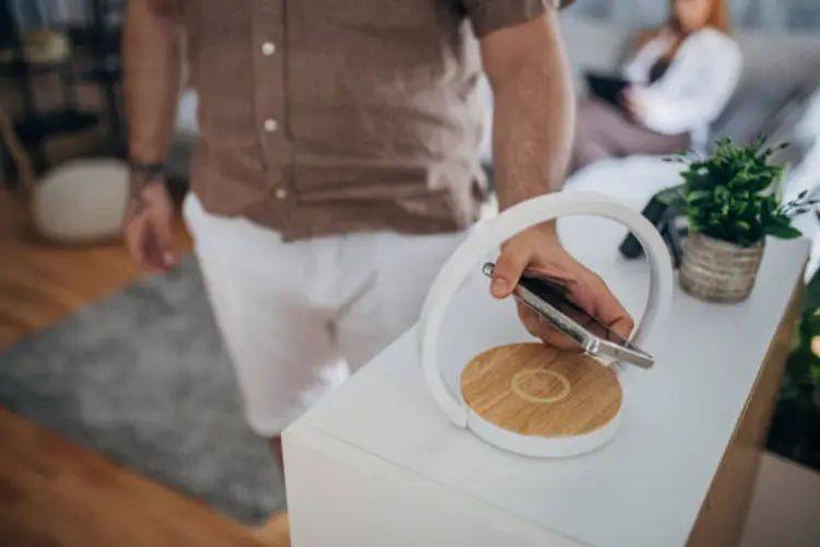 Bingung Pilih Wireless Charger yang Tepat? Ini Cara Menemukannya untuk Smartphonemu!