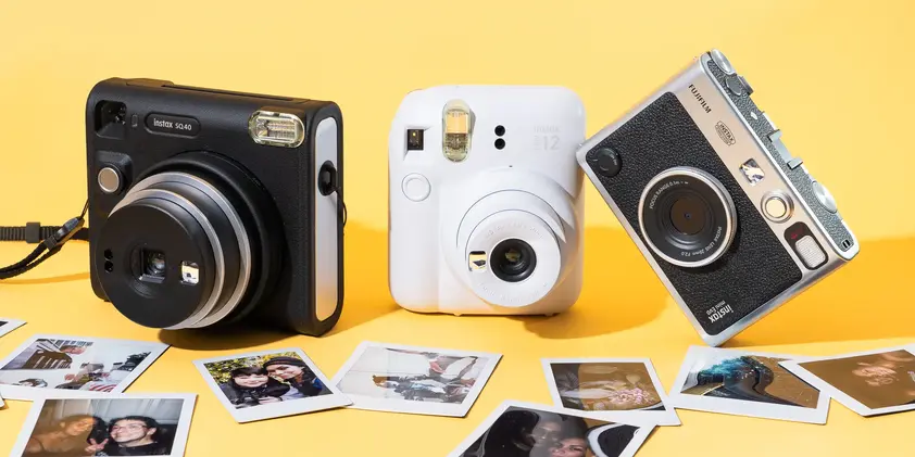 Mau Beli Kamera Instax? Pahami Dulu 3 Tipe Ukuran Fotomu
