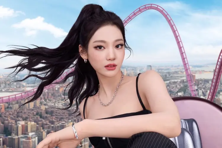 Tahan 30 Jam, Cobain 3 Pilihan Produk Makeup Ningning aespa Sekarang!